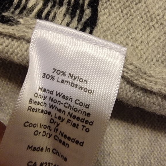 🔖🎄👉Talbots Fair Isle Wool Sweater Sz M Gray Ruffle detail - Picture 7 of 7